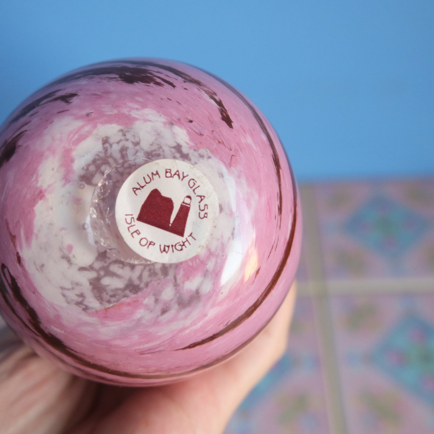 Vintage Alum Bay Glass pink marble vase