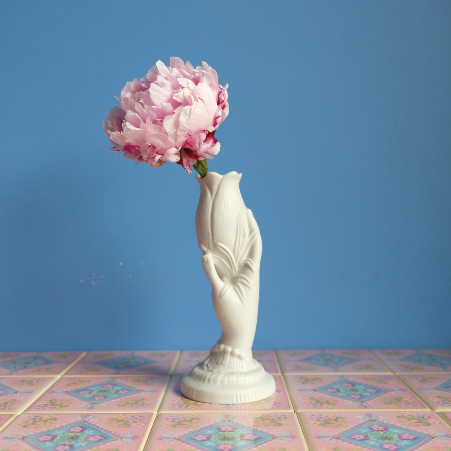 Vintage Portmeirion turip with hand vase