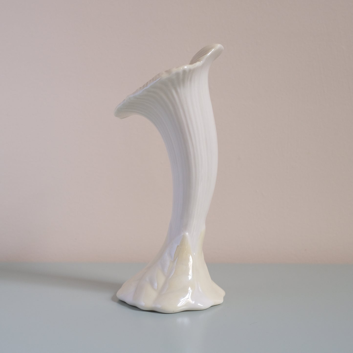Vintage BELLEEK Jack-in-the-Pulpit Vase