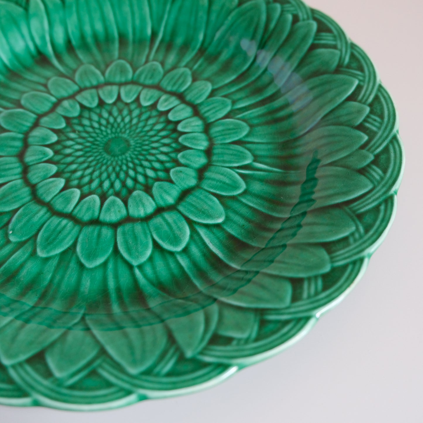 Victorian Wedgwood Green Majolica Sunflower Plate