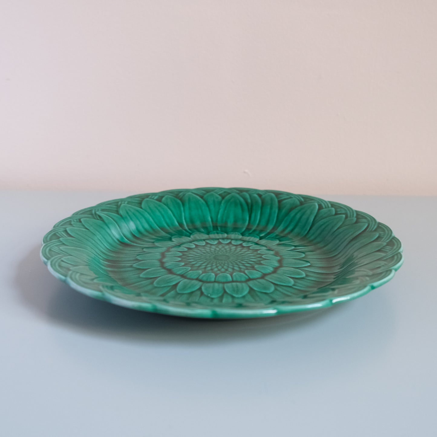 Victorian Wedgwood Green Majolica Sunflower Plate