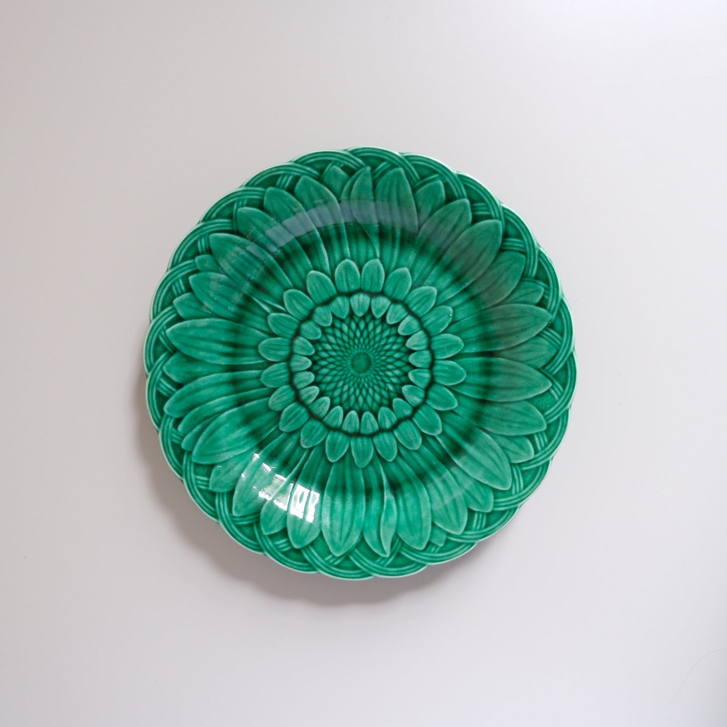 Victorian Wedgwood Green Majolica Sunflower Plate