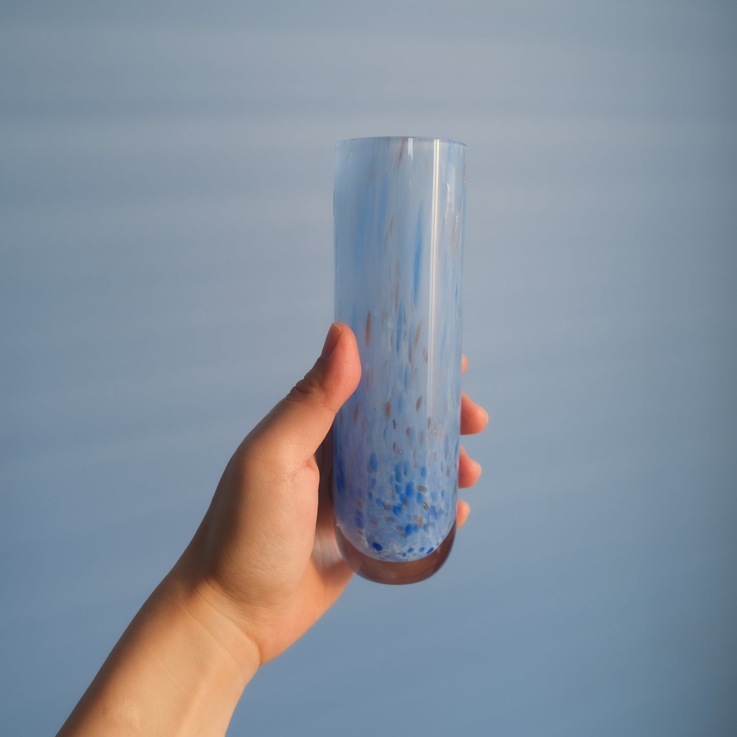 Vintage Caithness shinny blue vase