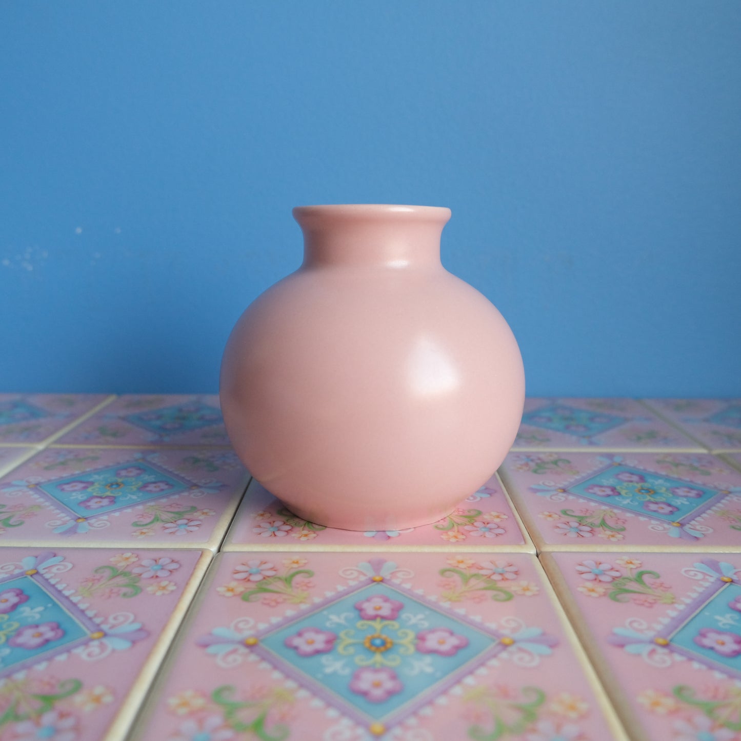 Vintage POOLE calypso pink vase