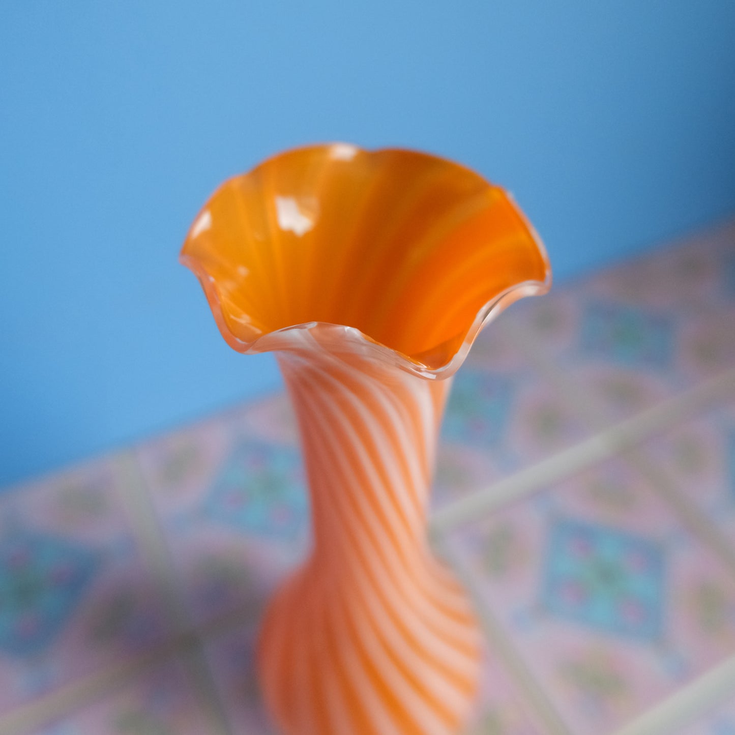 Vintage tangerine swirl vase