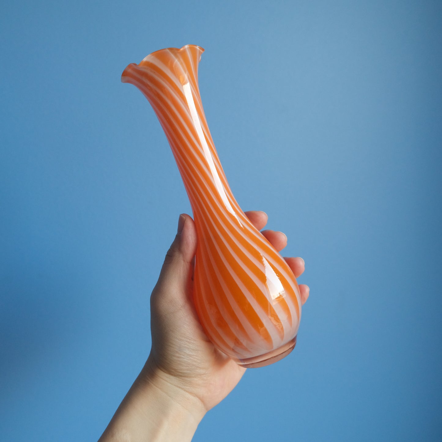 Vintage tangerine swirl vase