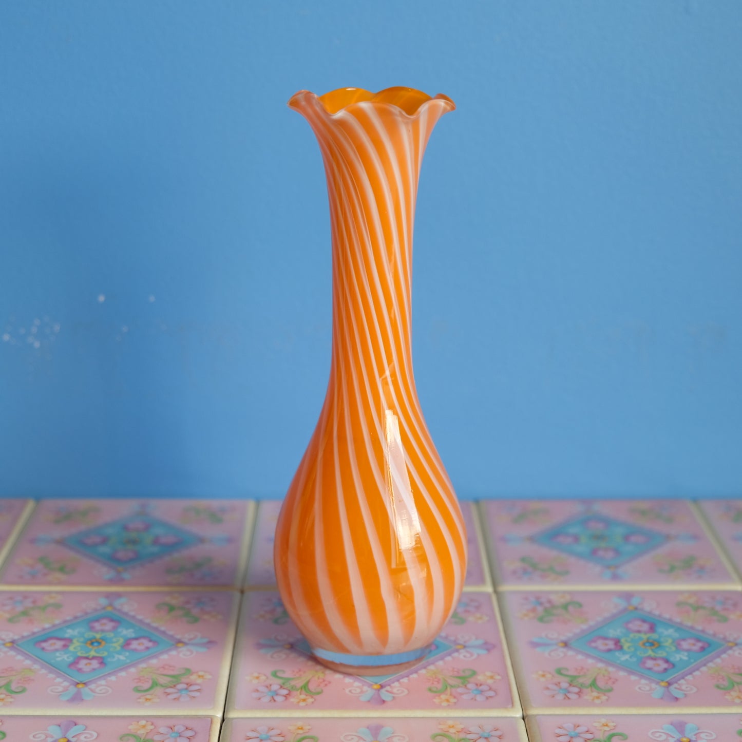Vintage tangerine swirl vase