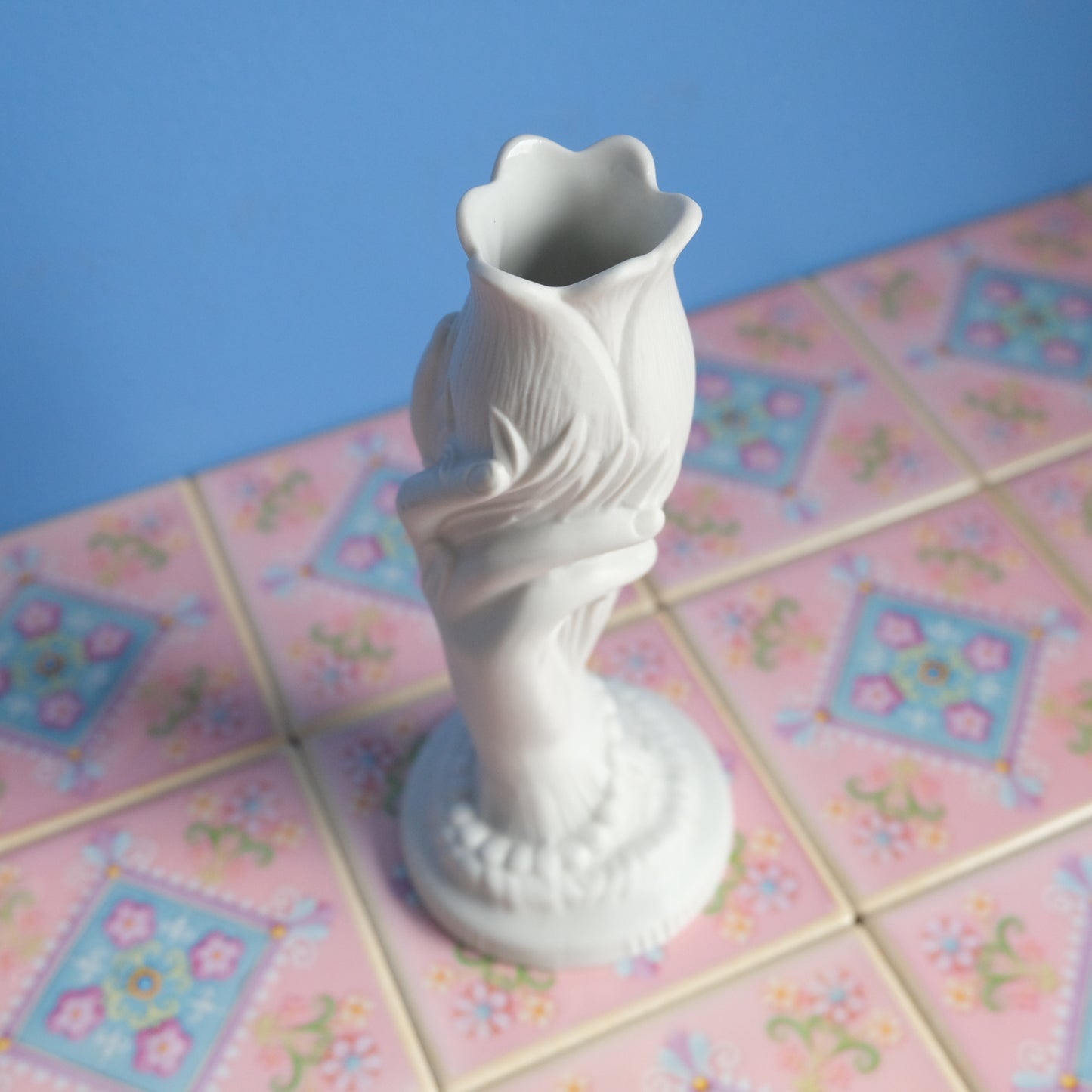 Vintage Portmeirion turip with hand vase