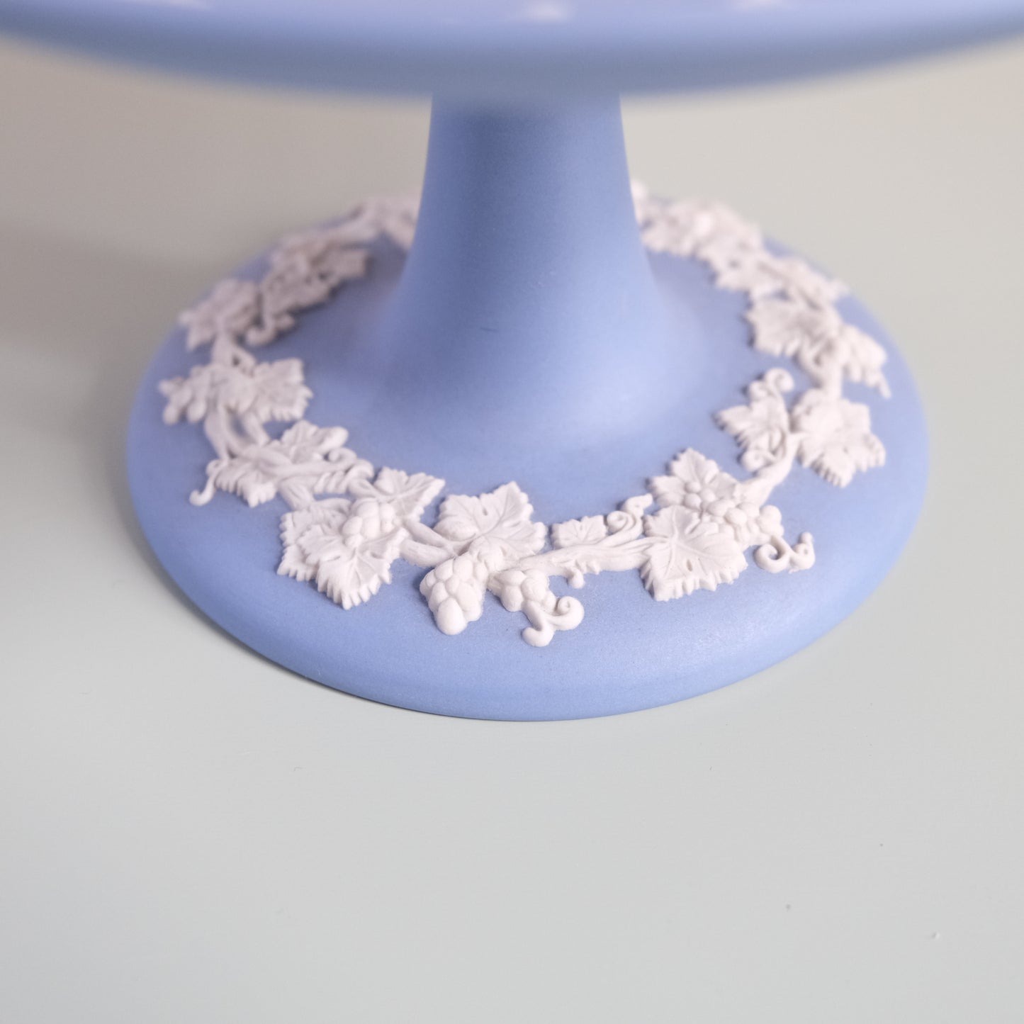 Vintage Wedgwood Jasperware Cake Stand